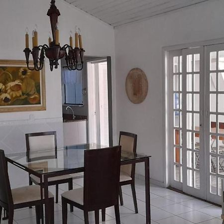 Linda Casa Para Temporada No Pero/Кабу-Фриу Экстерьер фото